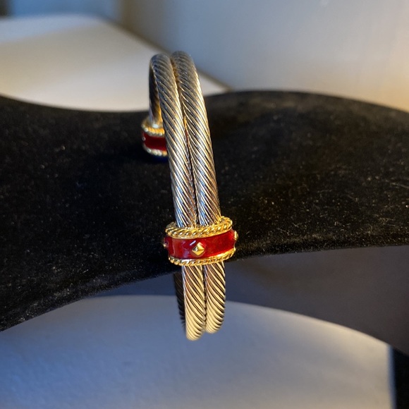 Avon Silver Tone Twisted Rope Cuff Bracelet with Ref Enamel/Blue Stone - Picture 3 of 5